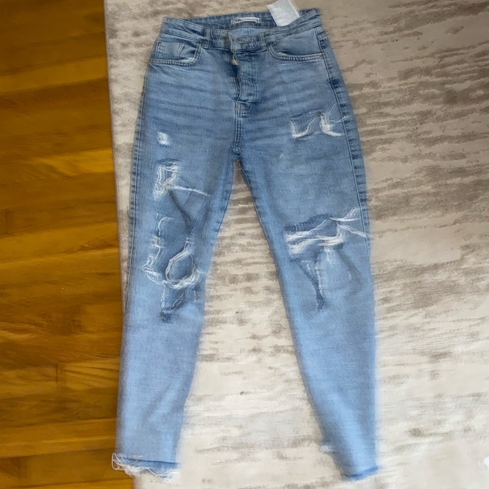 Zara distressed mom jean